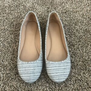 Universal Thread Striped Flats